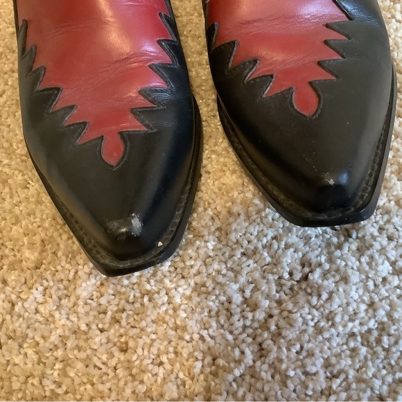 Harley-Davidson Black and Red Heeled Boots - Picture 9 of 12
